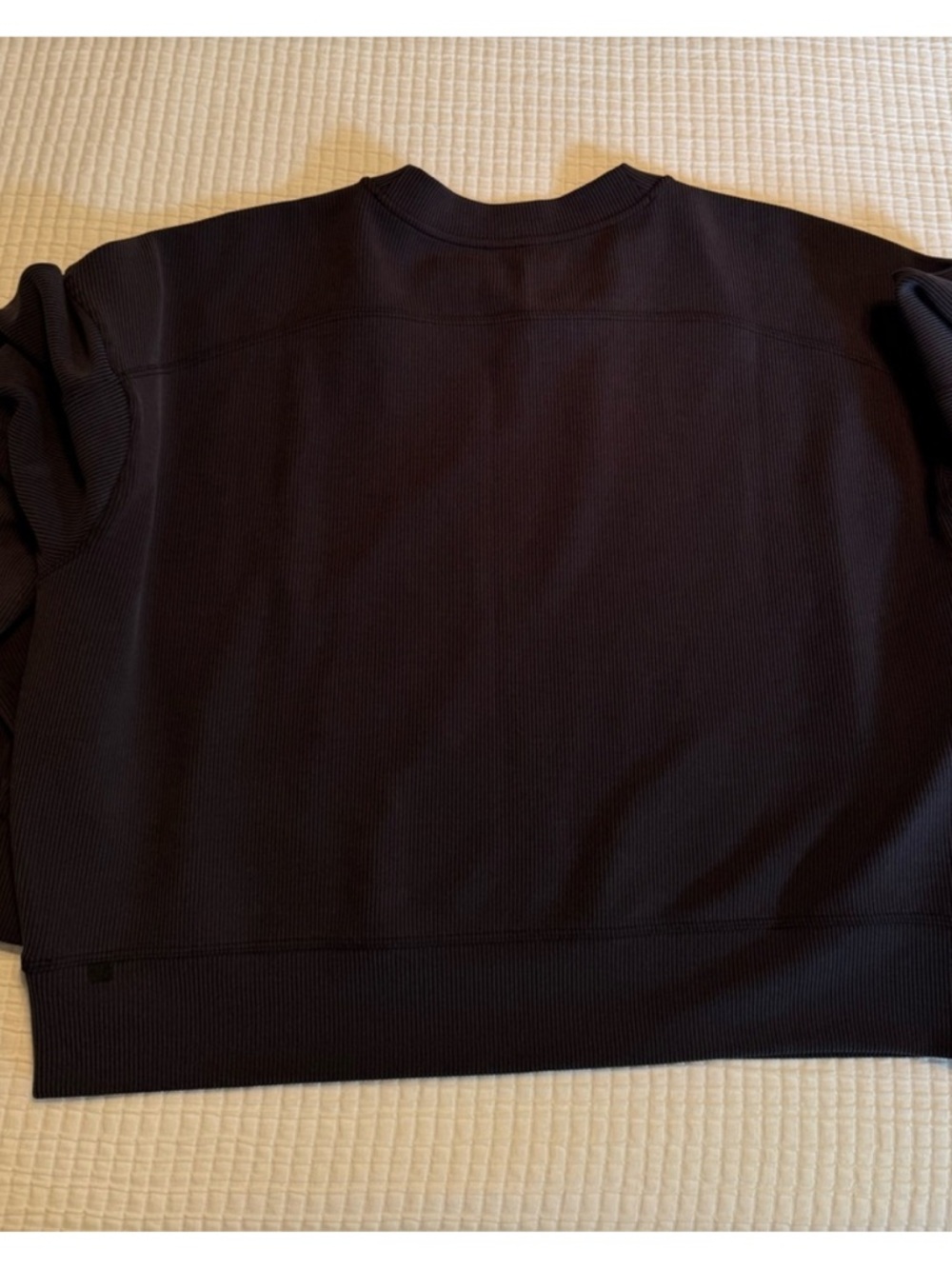 Lululemon Ribbed Softstreme Perfectly Oversized Cropped Crew - Picture 4 of 9